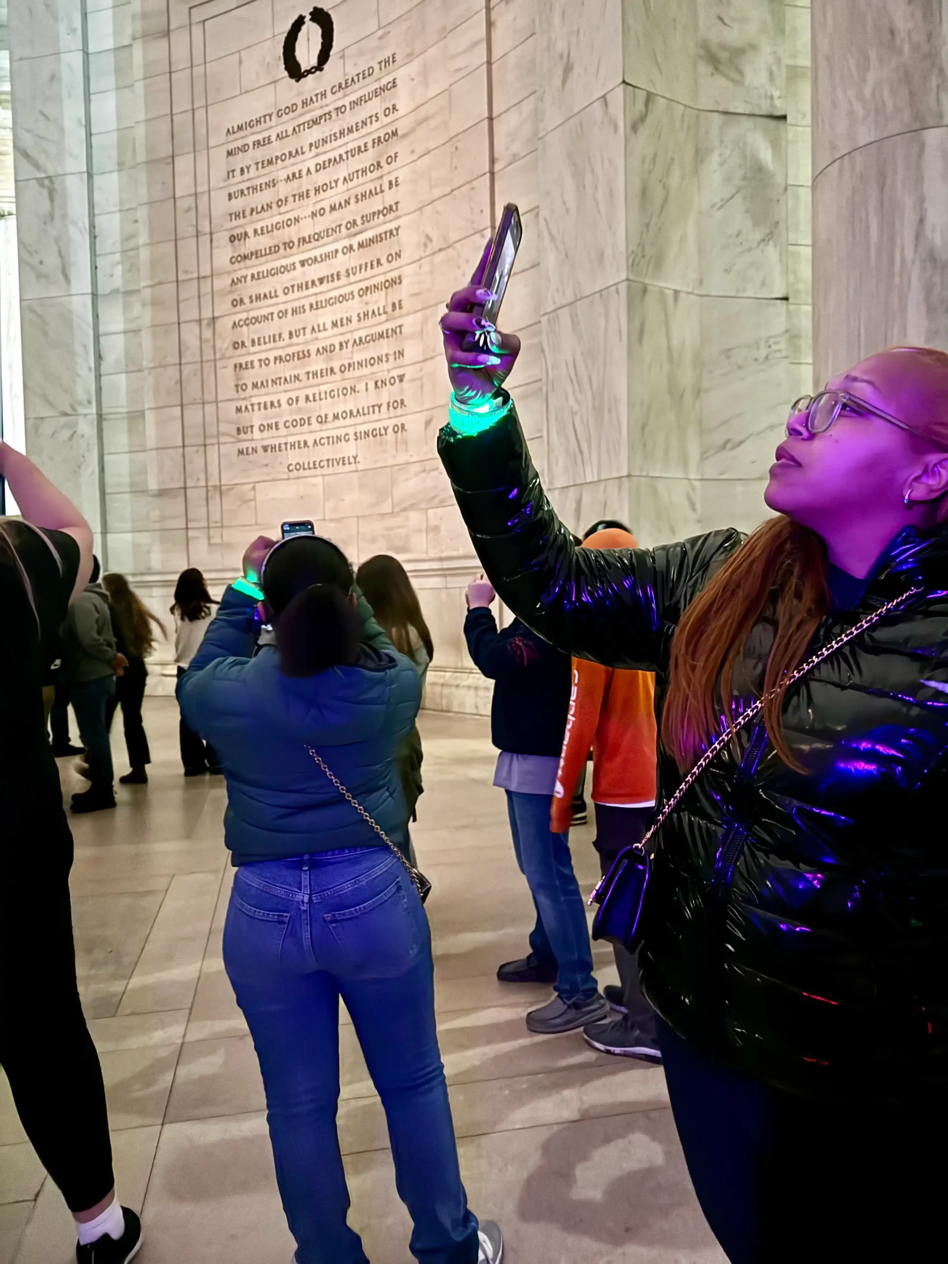 Image hover effect image